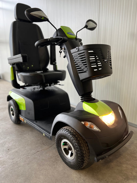 Scootmobiel Invacare Comet Pro 4