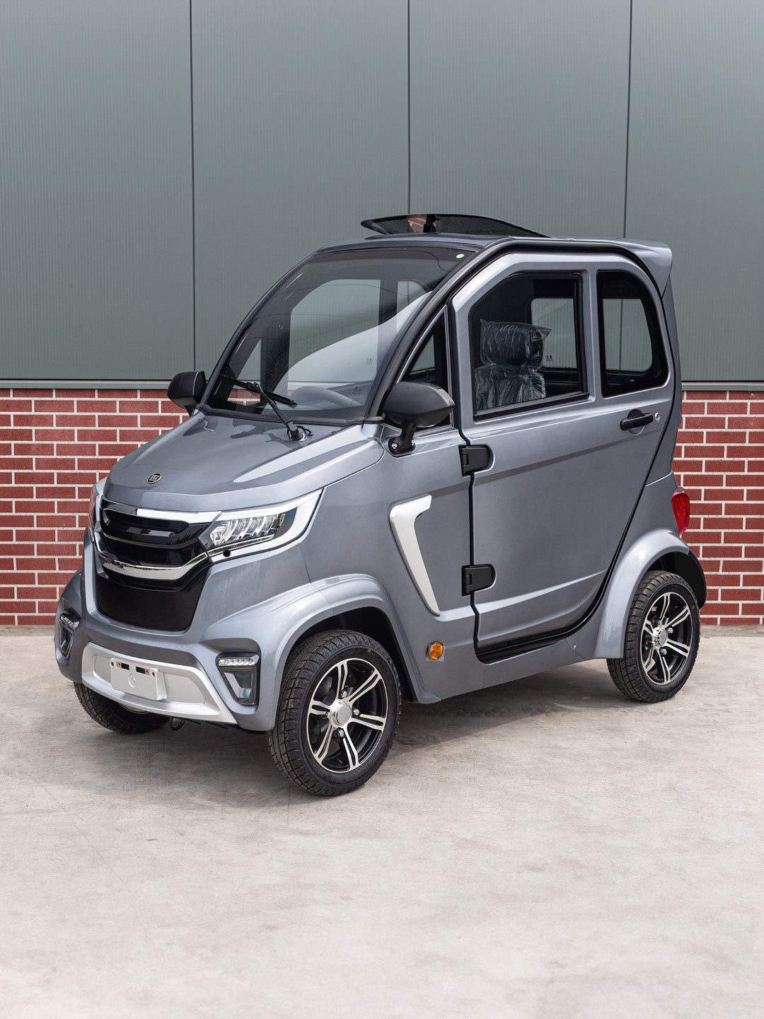 TTZ Electric invalidevoertuig 1.0 - Grijs - Volledig elektrische brommobiel - 45 km/u - Rijbewijsvrij