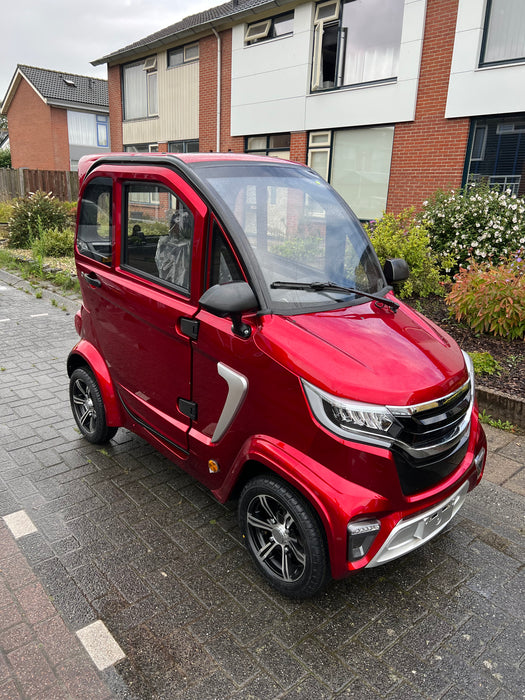 TTZ Electric invalidevoertuig - Rood - 100% Elektrisch invalidevoertuig - Rijbewijs vrij - 45km auto