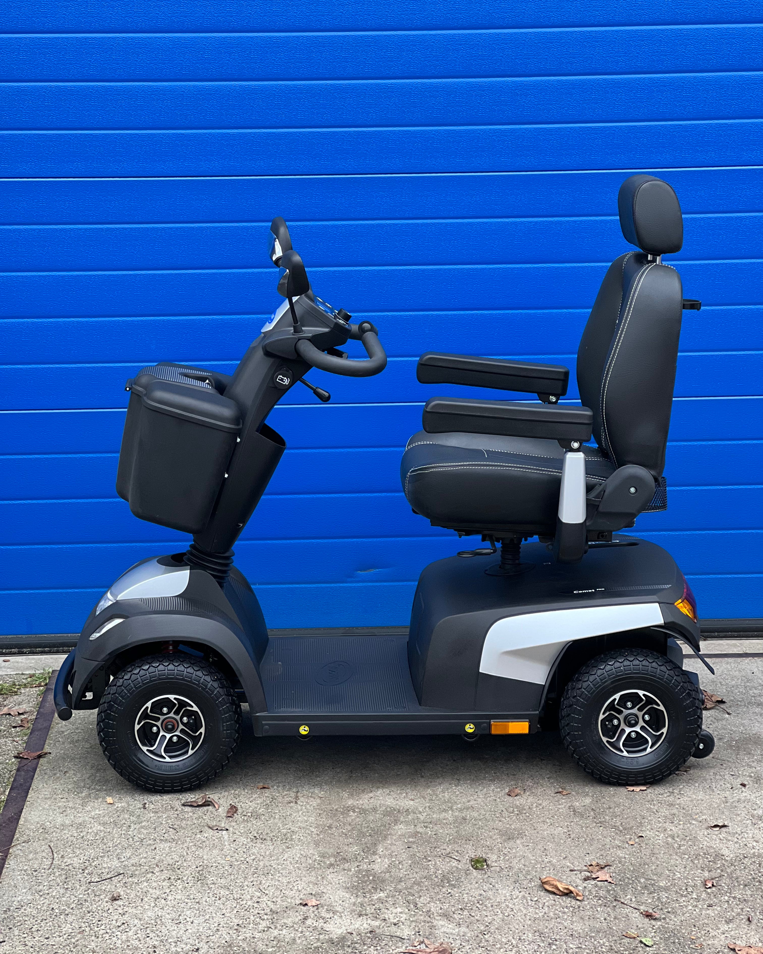 Scootmobiel Invacare Comet Pro 4 (2022) - TotaalThuisZorg