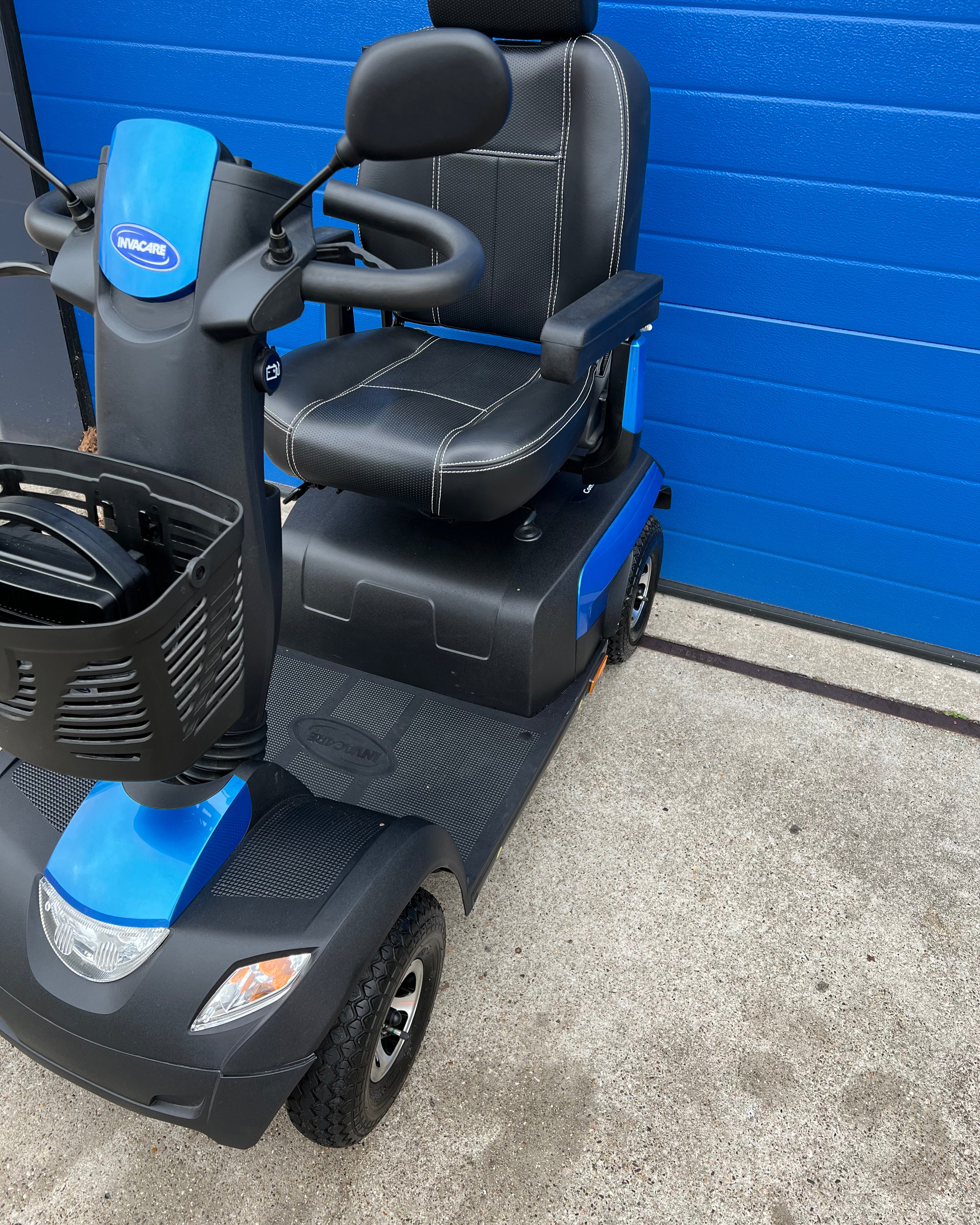 Scootmobiel Invacare Comet Pro 1 KM!!!! - TotaalThuisZorg