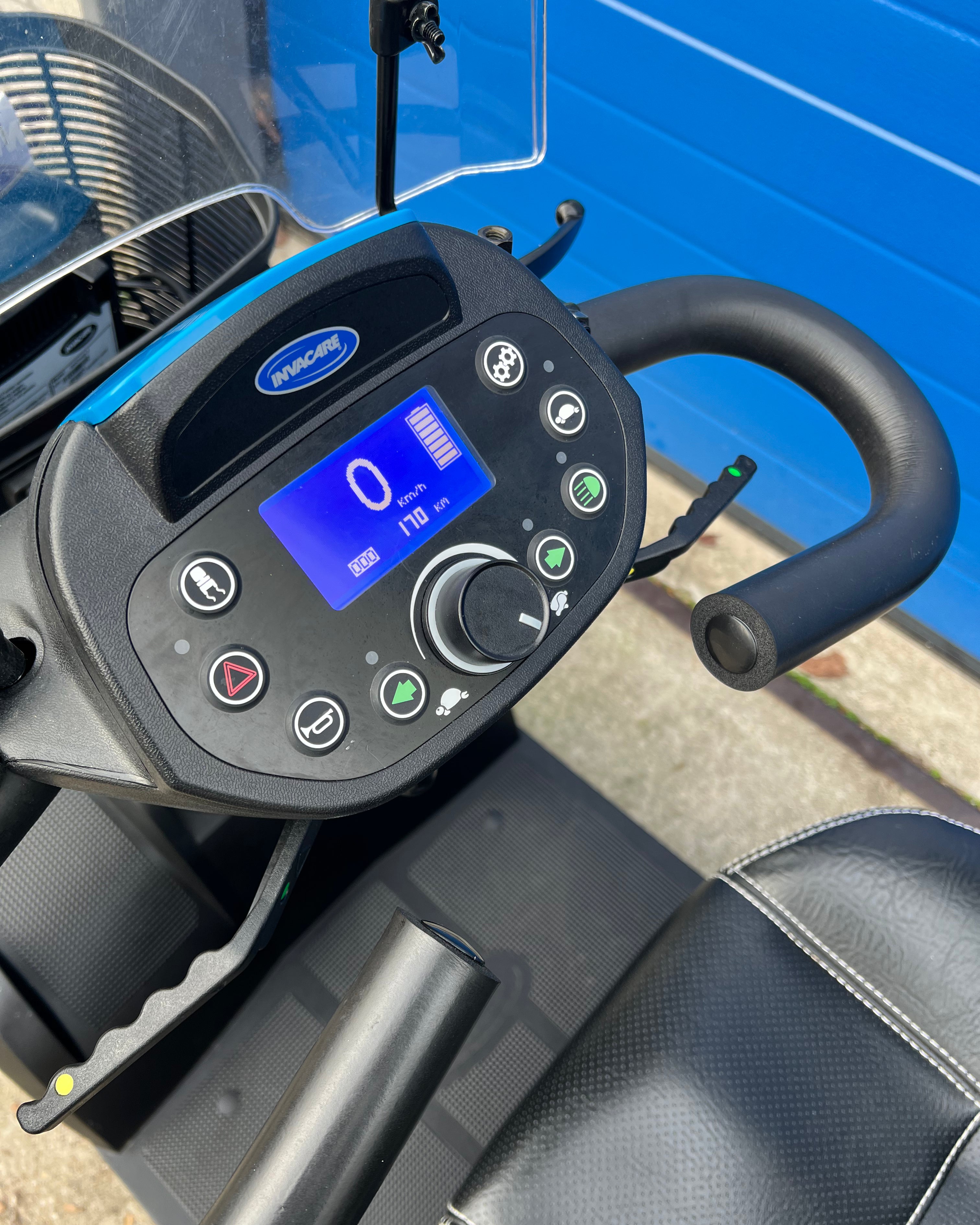 Scootmobiel Invacare Comet Pro FULL OPTION! - TotaalThuisZorg