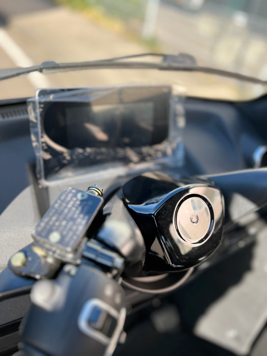 Elektrische overdekte scootmobiel 3 wielen