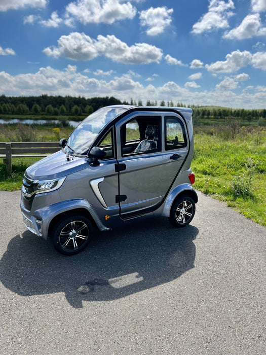 TTZ Electric invalidevoertuig - Elektrische Brommobiel Grijs - Rijbewijs vrij