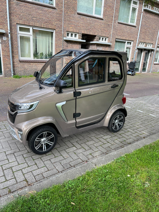 TTZ Electric invalidevoertuig - 100% Elektrisch invalidevoertuig Bruin/beige - 45km auto