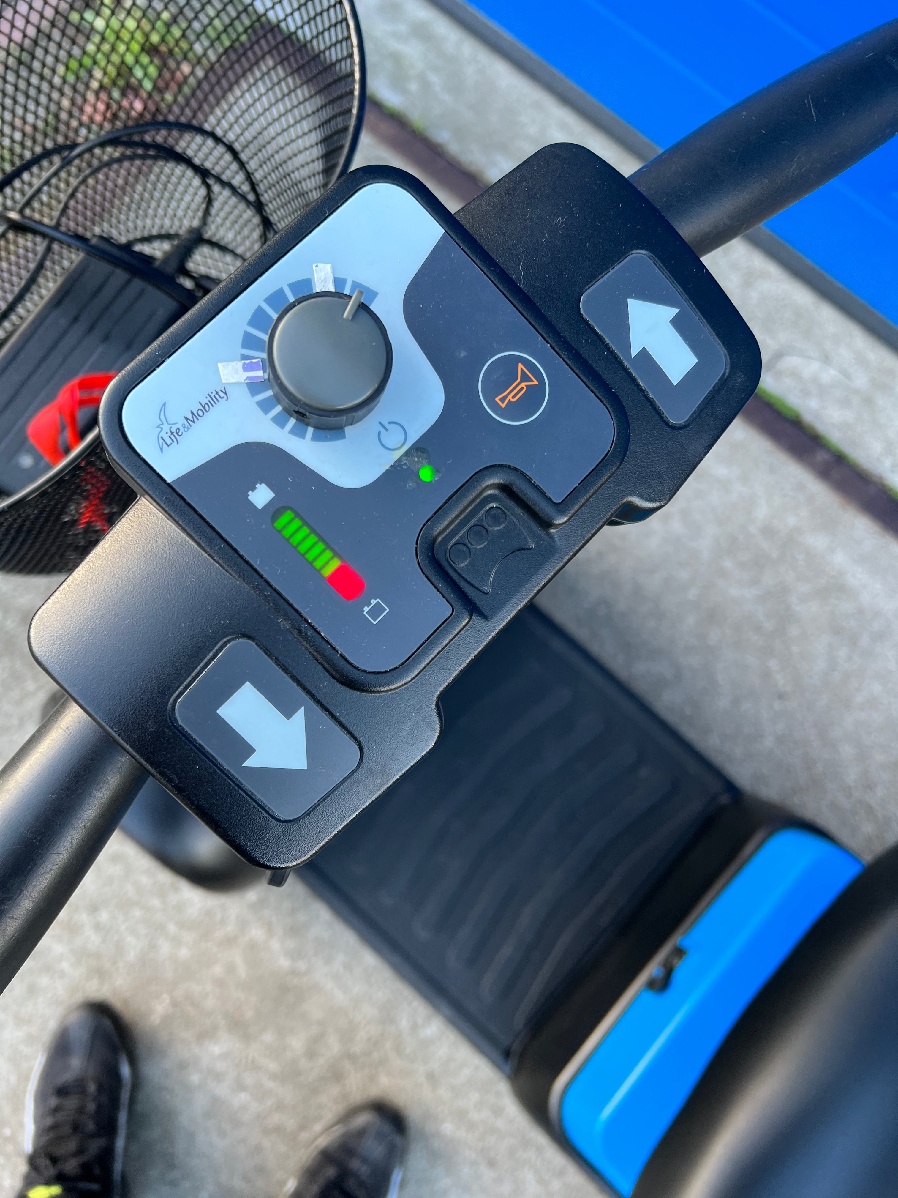 Opvouwbare scootmobiel Life en Mobility Vivo - TotaalThuisZorg