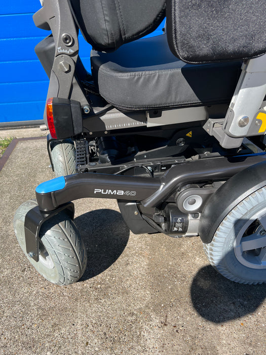 Elektrische rolstoel Puma 40 volledig elektrisch verstelbaar